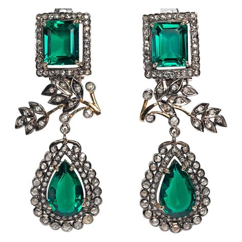 vintage emerald drop earrings